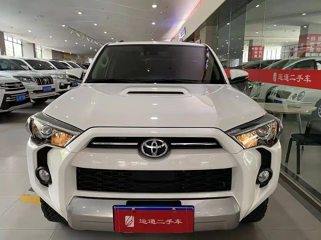 Toyota  2020