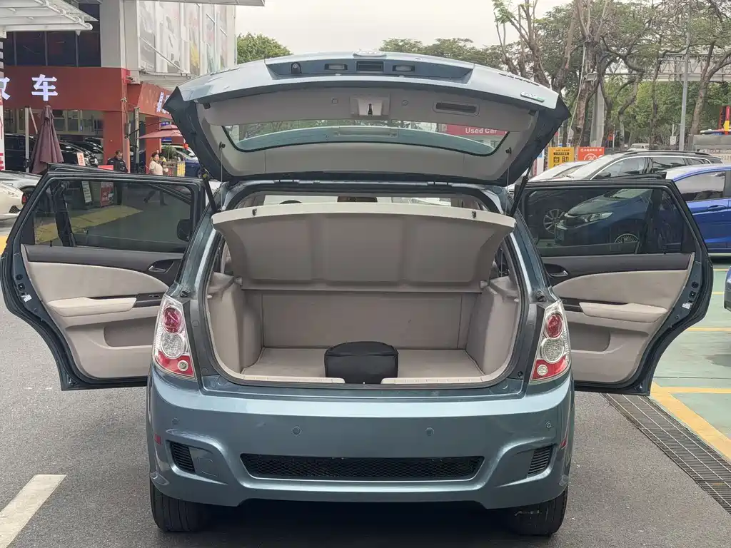 BYD e6 — миниатюра 26