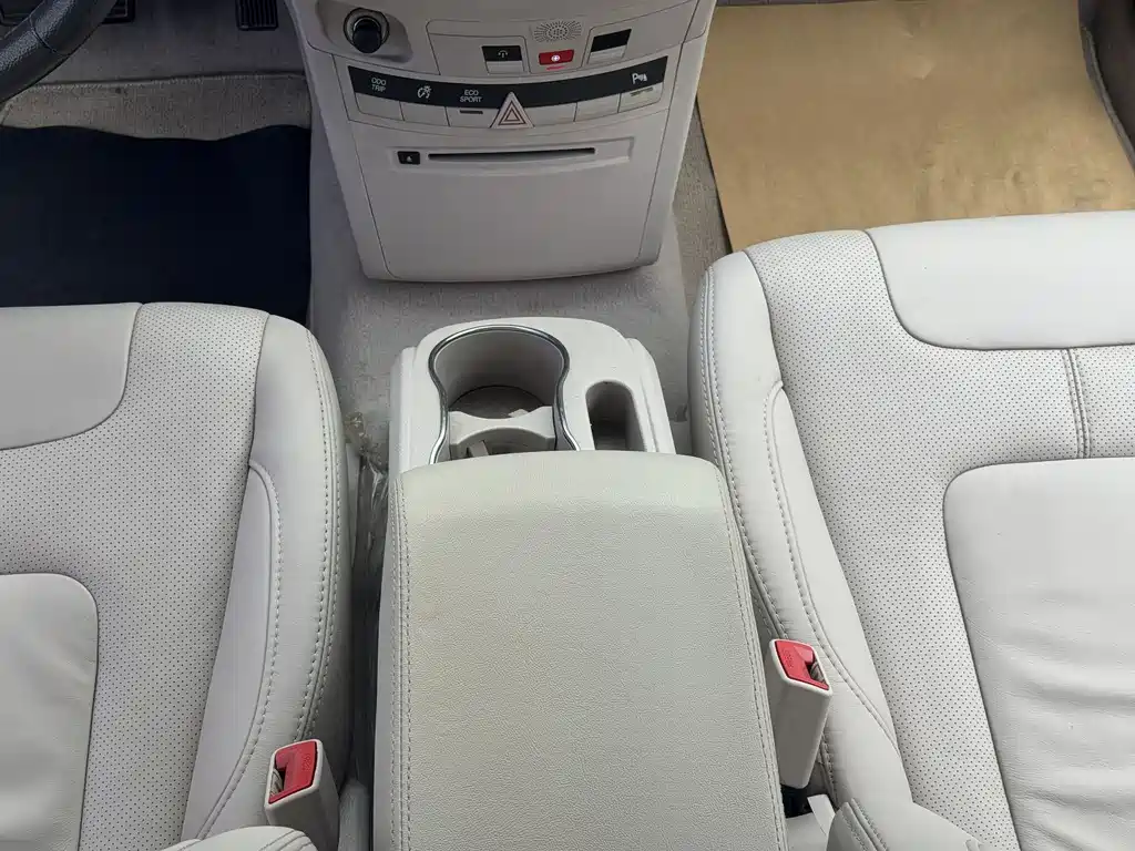 BYD e6 — миниатюра 24