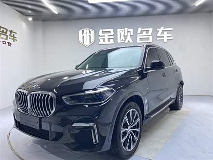 宝马X5 2022款 改款 xDrive 30Li 尊享型M运动套装
