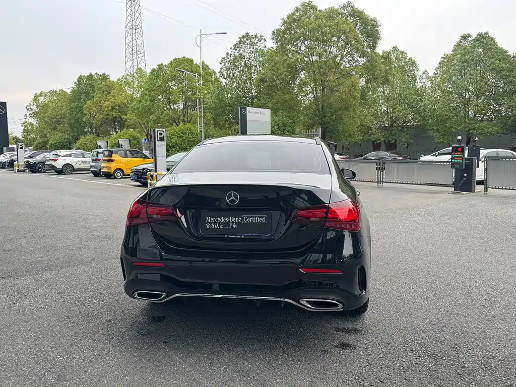 MERCEDES-BENZ A CLASS