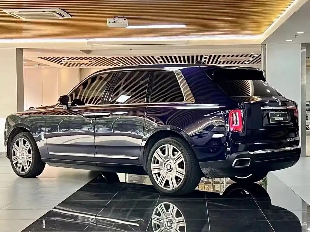 ROLLS-ROYCE CULLINAN