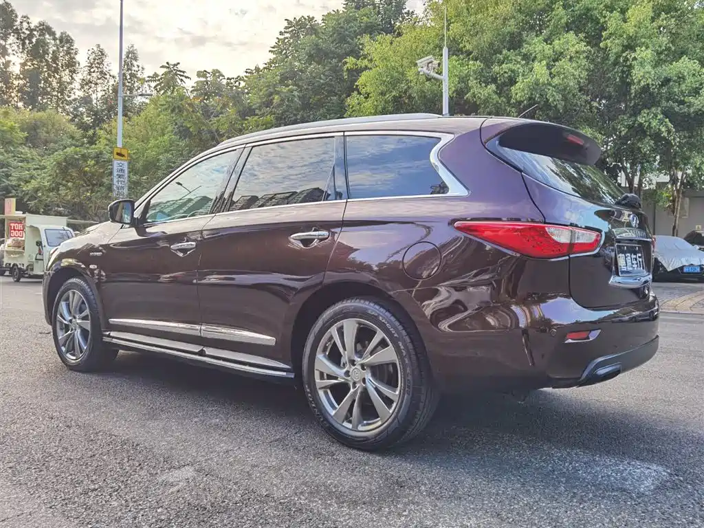INFINITI QX60