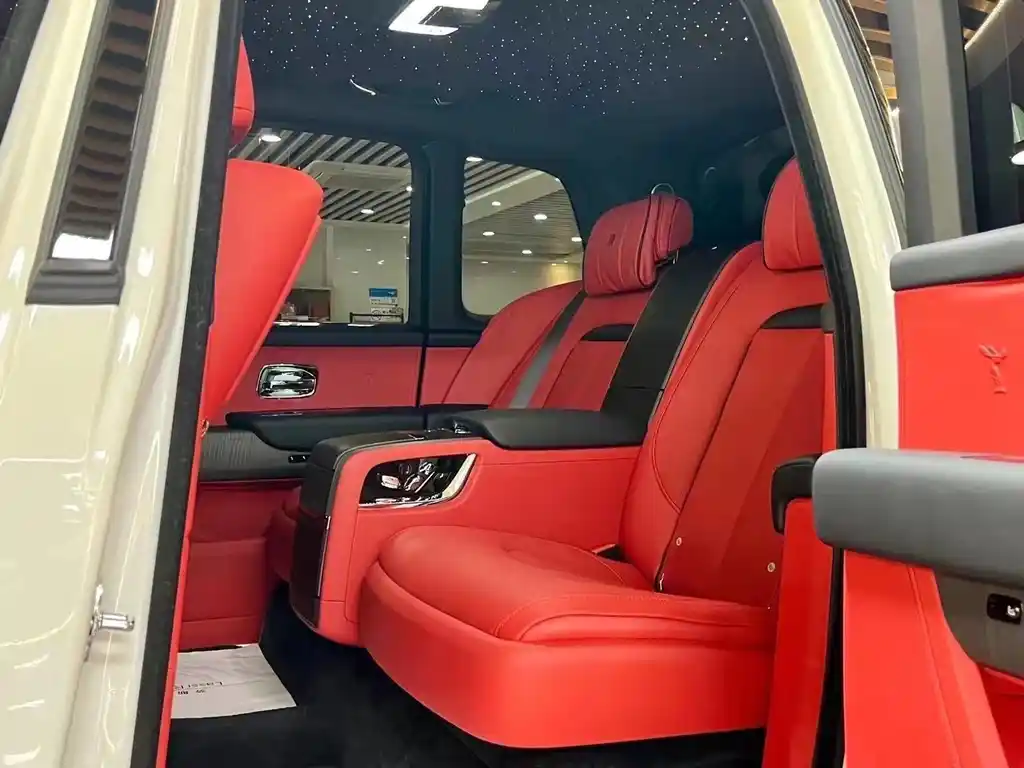 ROLLS-ROYCE CULLINAN