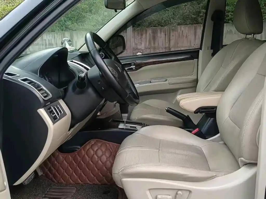 MITSUBISHI PAJERO JINCHANG