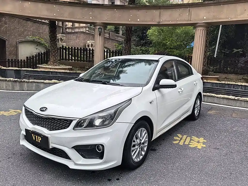 KIA K2