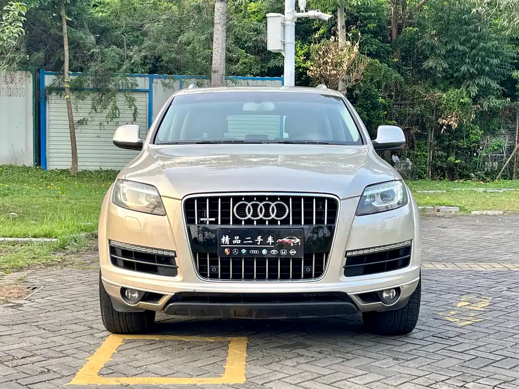 Audi Q7 2011 3.0 TFSI Comfort (200kW