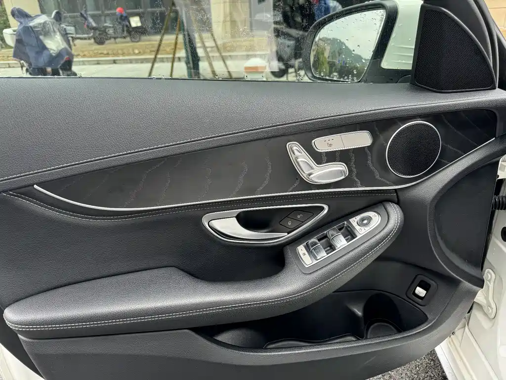 MERCEDES-BENZ  C CLASS