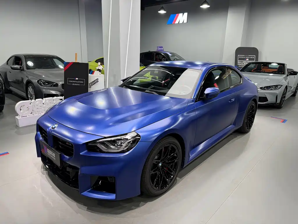 BMW M2 2024款车型 900 km 2025