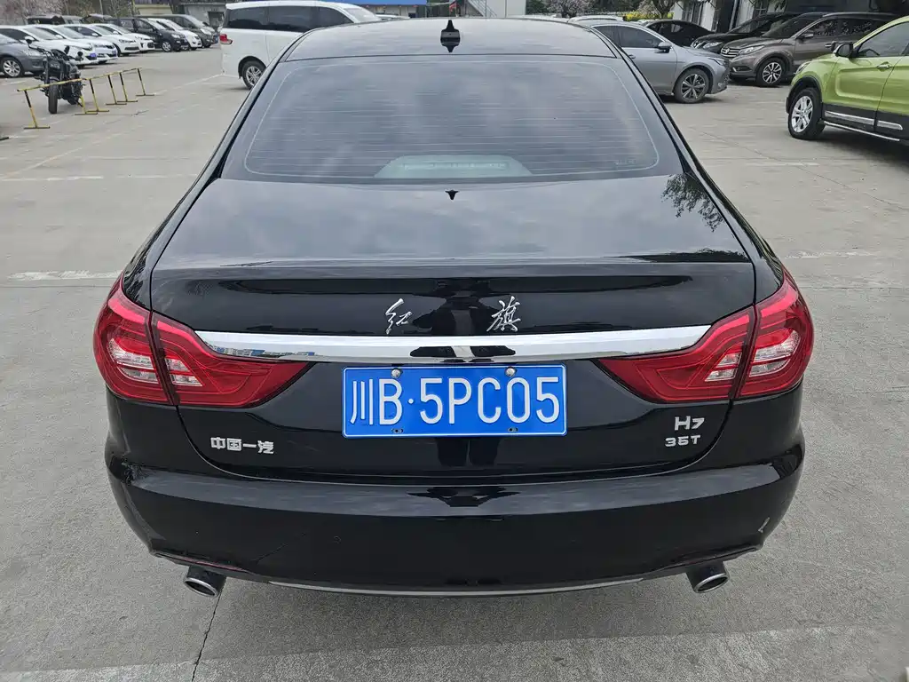 RED FLAG HONGQI H7