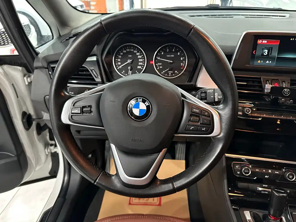 BMW 2 Series Gran Tourer - фото 15