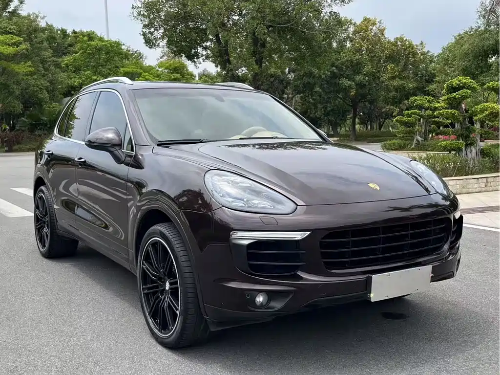 PORSCHE CAYENNE
