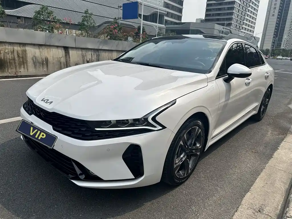 Кia K5 2021 года 380T GT-Line Обновленная версия 31000 km 2021
