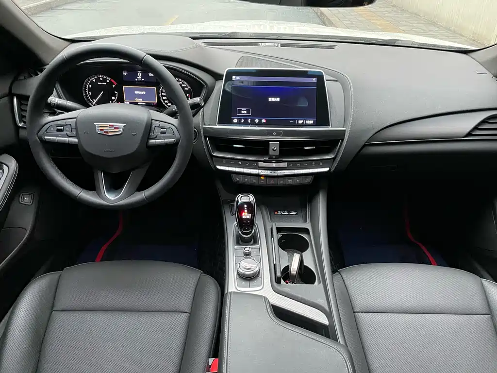 CADILLAC  CT5