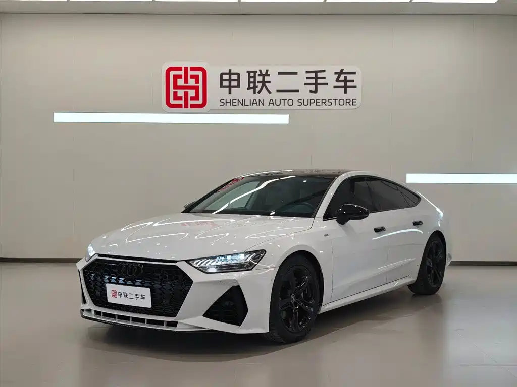 Ауди A7 2021 года 40 TFSI Престижная версия 50300 km 2022