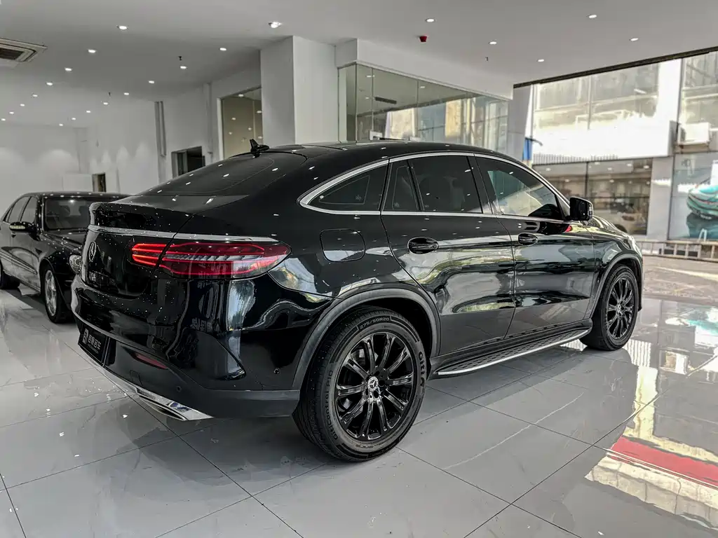 MERCEDES-BENZ GLE COUPE
