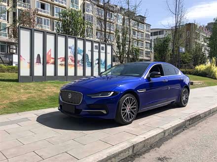 捷豹XEL 2021款 2.0T 200PS R-DYNAMIC 青春运动版