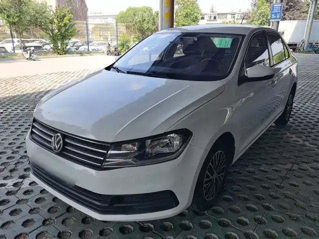 VOLKSWAGEN SANTANA 2018