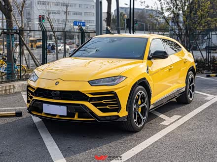 Urus 2021款 4.0T V8