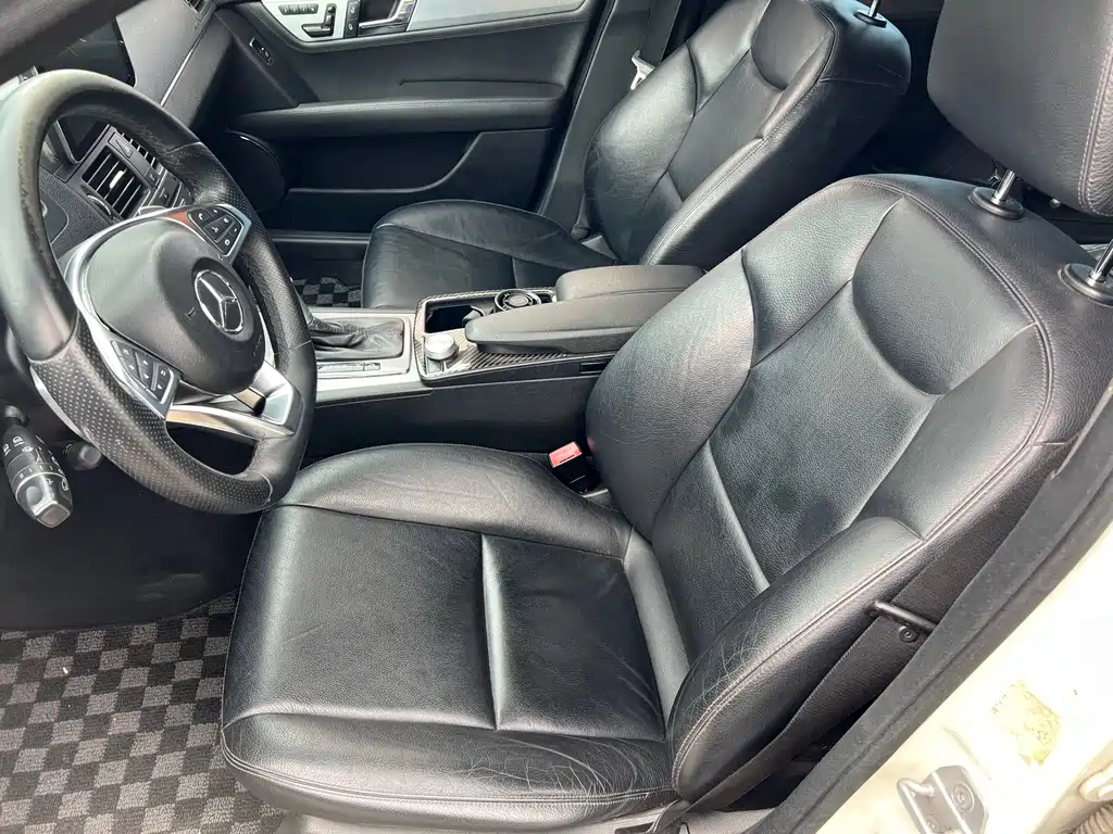 Mercedes-Benz C-Class (Import) C 200 CGI Touring Edition, фото 12
