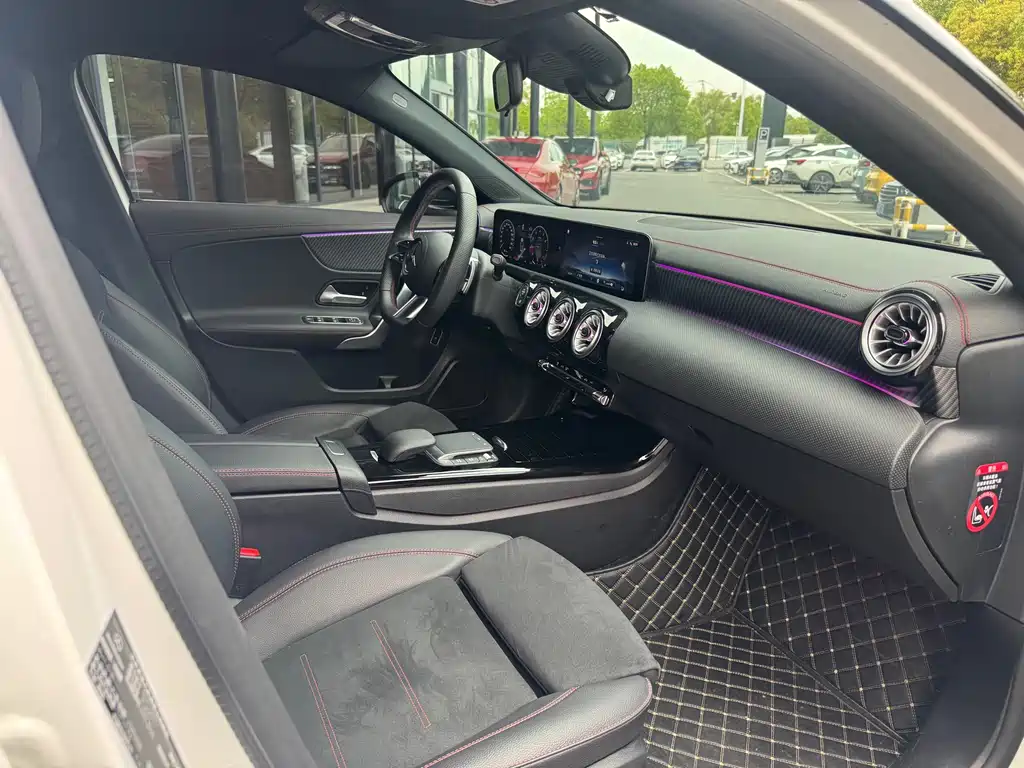 MERCEDES-BENZ A CLASS