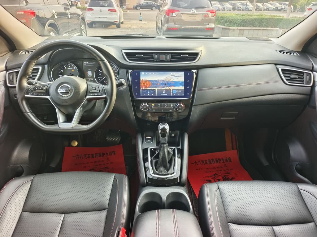 NISSAN QASHQAI