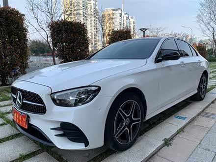 奔驰E级(进口) 2021款 改款 E 260 豪华型运动版
