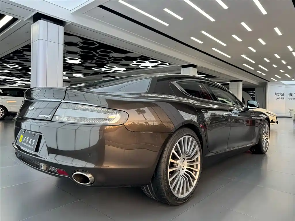 Aston Martin Rapide 2010 6.0L