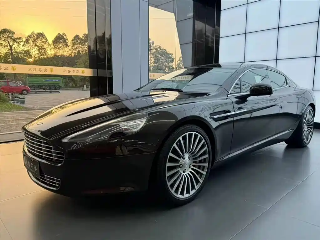 Aston Martin Rapide 2010 6.0L