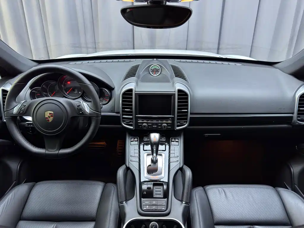 Porsche Cayenne 2012 3.6L