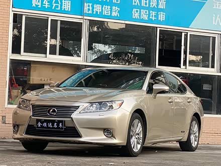 雷克萨斯ES 2013款 300h 精英版