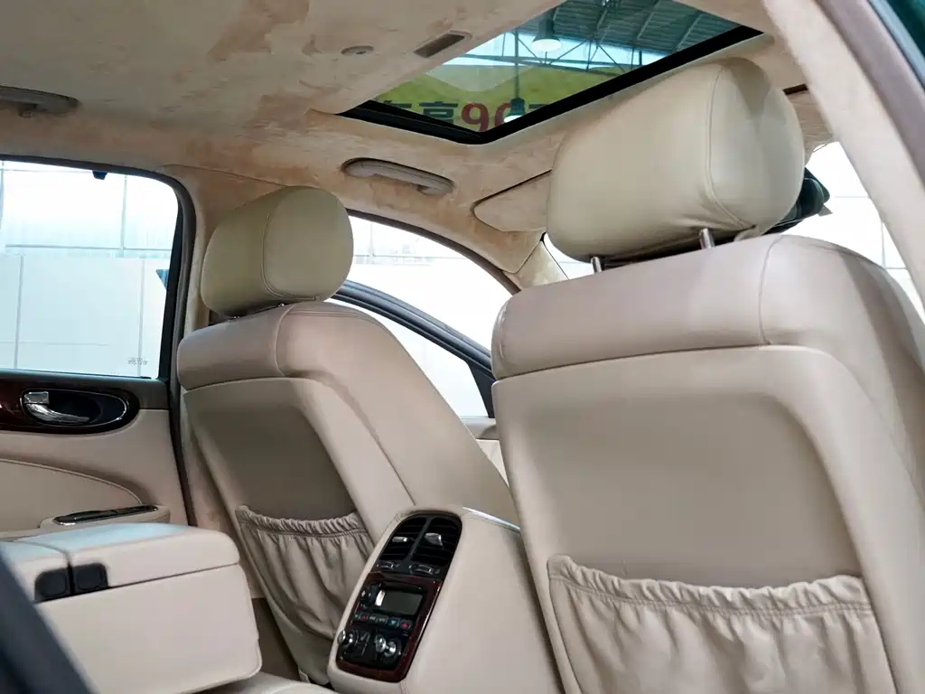 Jaguar XJ 2004 XJ8 4.2