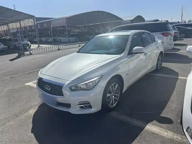 INFINITI  Q50L 2016