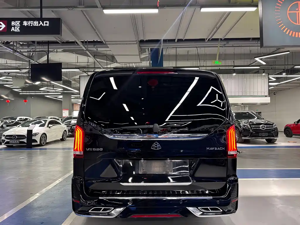 MERCEDES-BENZ V CLASS