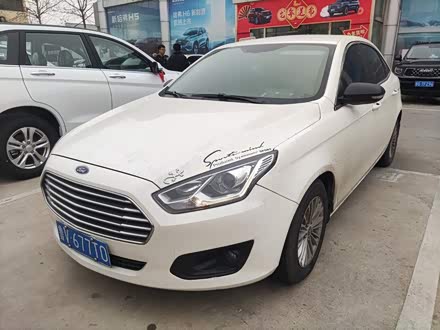 福睿斯 2015款 1.5L 手动时尚型