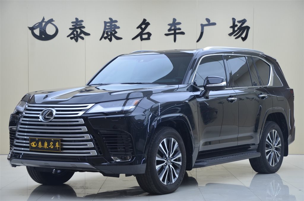 Lexus LX 2024
