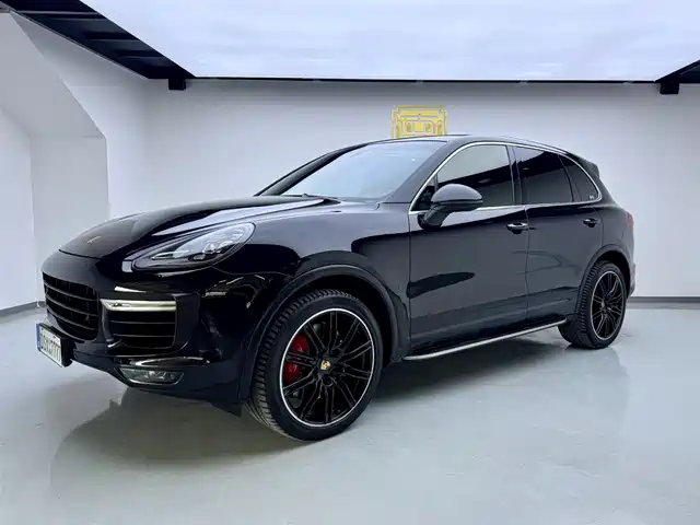 PORSCHE CAYENNE 2017