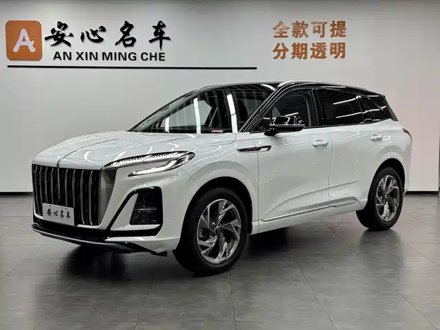 RED FLAG HONGQI HS3 2023