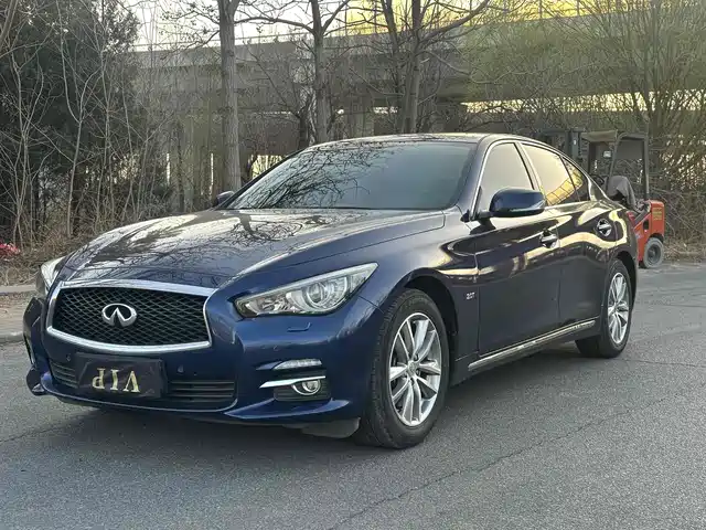 INFINITI  Q50L 2017