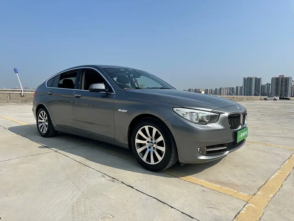 BMW 5 Series GT 5 GT 2011 535i Elegant