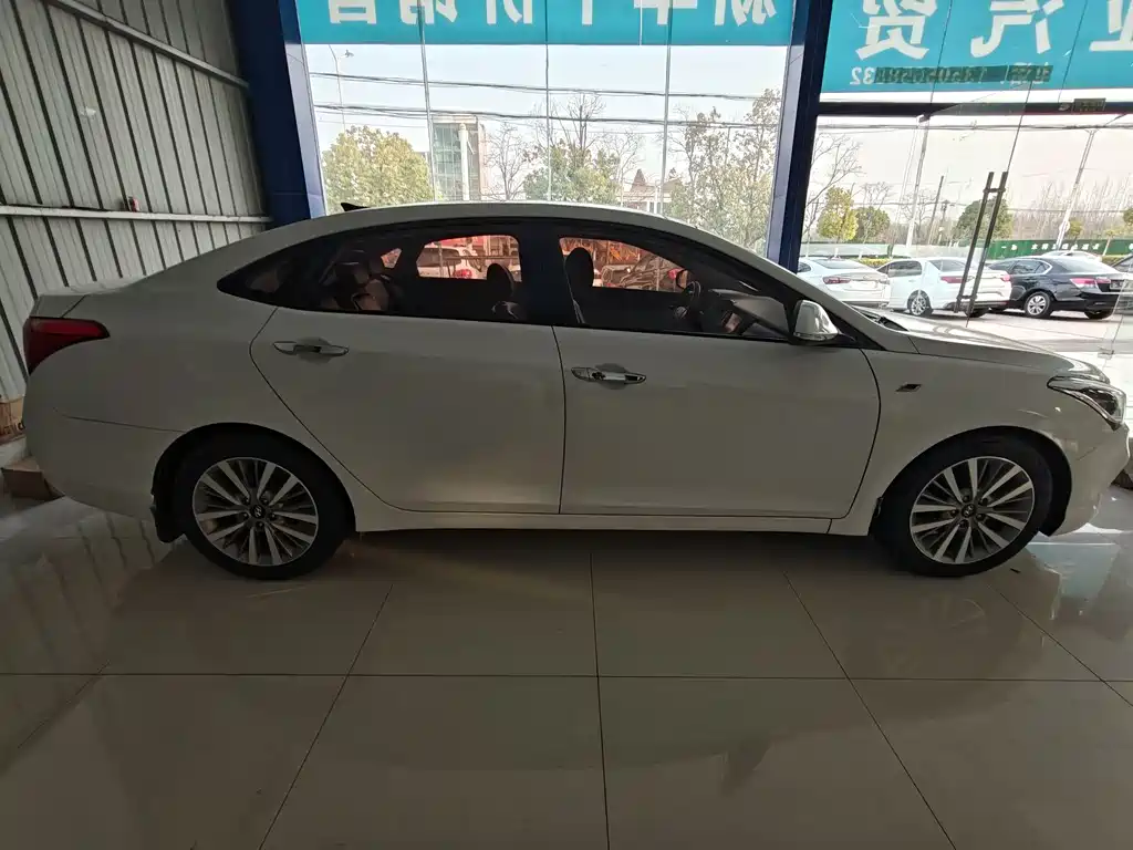 HYUNDAI NAME PICTURE