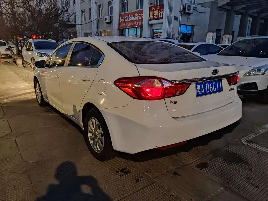 KIA K3