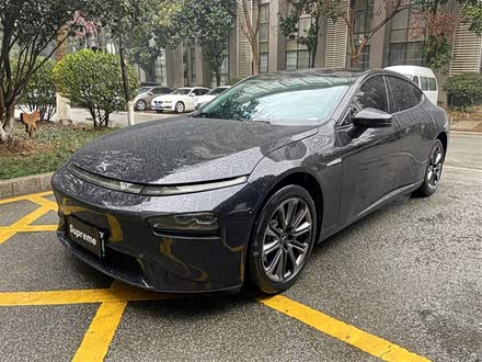 小鹏P7 2022款 670E+
