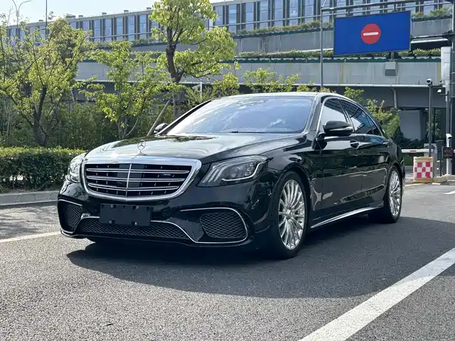 MERCEDES-BENZ  S CLASS AMG 2019