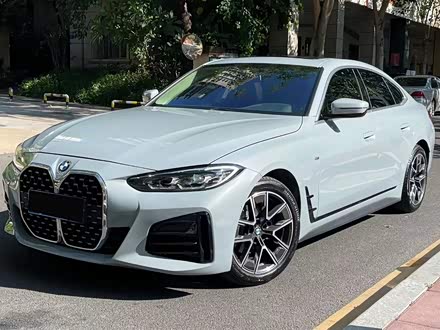 宝马4系 2022款 425i Gran Coupe M运动套装