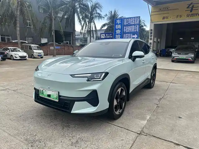 JIETU SHANHAI L6 2025