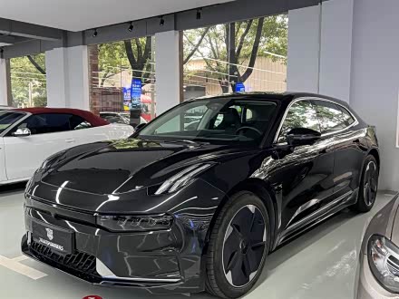 极氪001 2021款 超长续航单电机 WE版