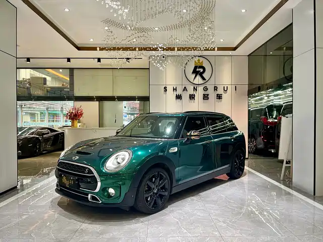 MINI  CLUBMAN 2016