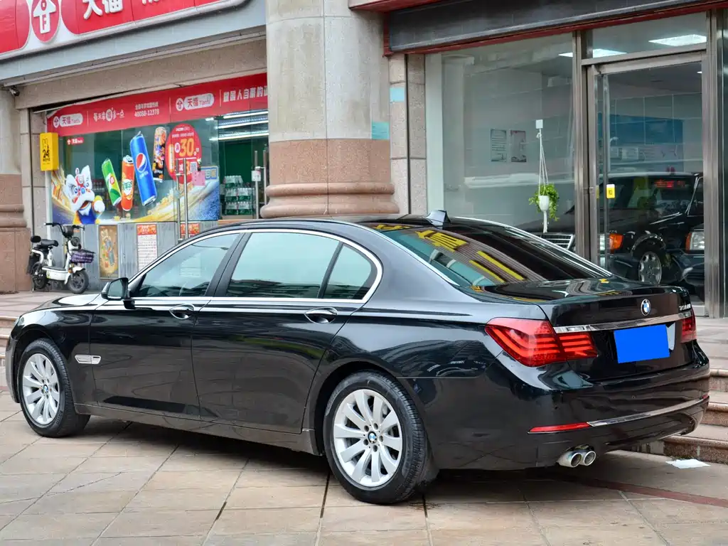 BMW 7 Series 7 2013 730Li Luxury