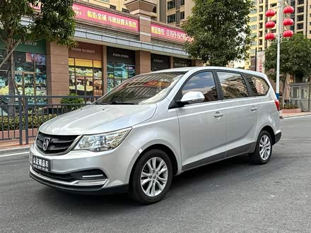 宝骏730 2016款 改款 1.5L 手动标准型 7座 国V